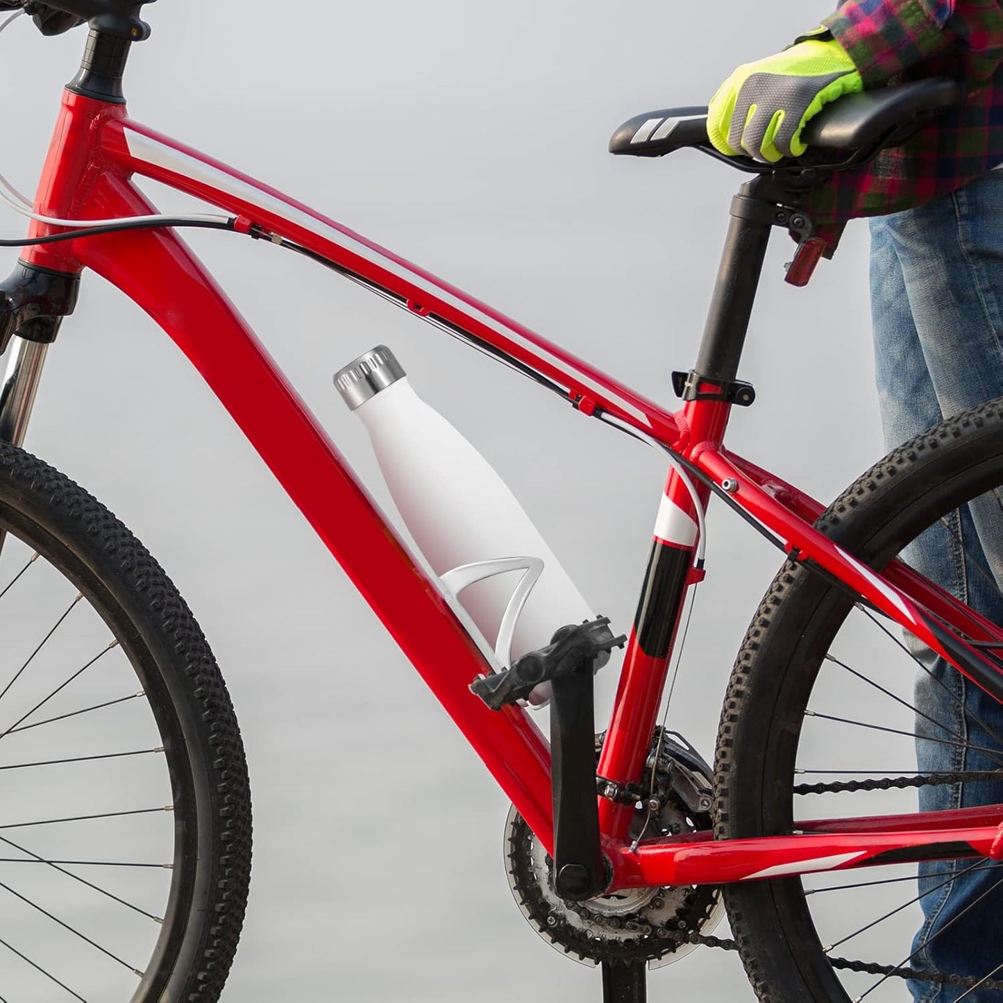 VEGOND 17oz Stainless Steel Water Bottles, Reusable Metal Sports Water Bottle Keeps Drink Hot and Cold, BPA Free Double Wall Vacuum Cola Shape Insulated Water Bottle for Camping Gym, 1 Pack