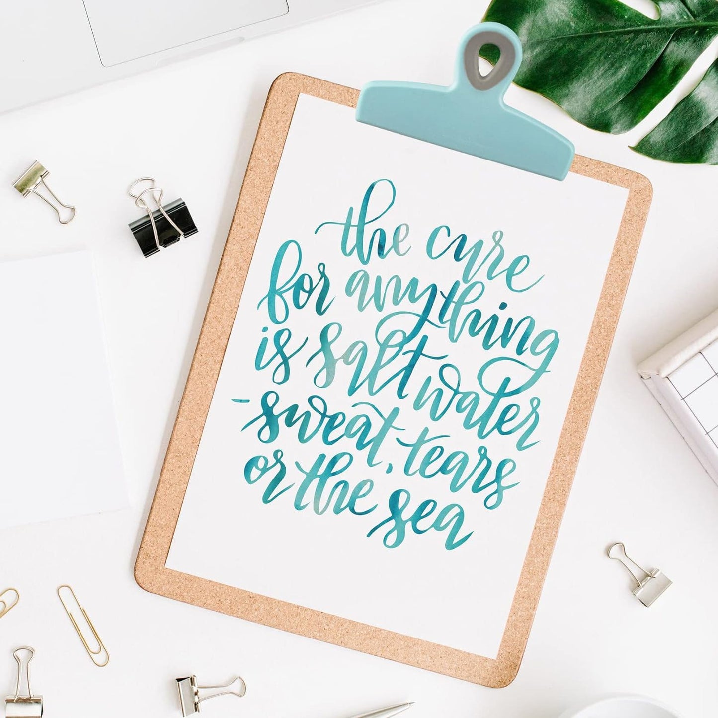 COOK WITH COLOR Bag Clips - Heavy Duty Chip Clip and Refrigerator Magnet Clips for Food Storage with Air Tight Seal Grip, Mint, Pack of 4 Large Clips