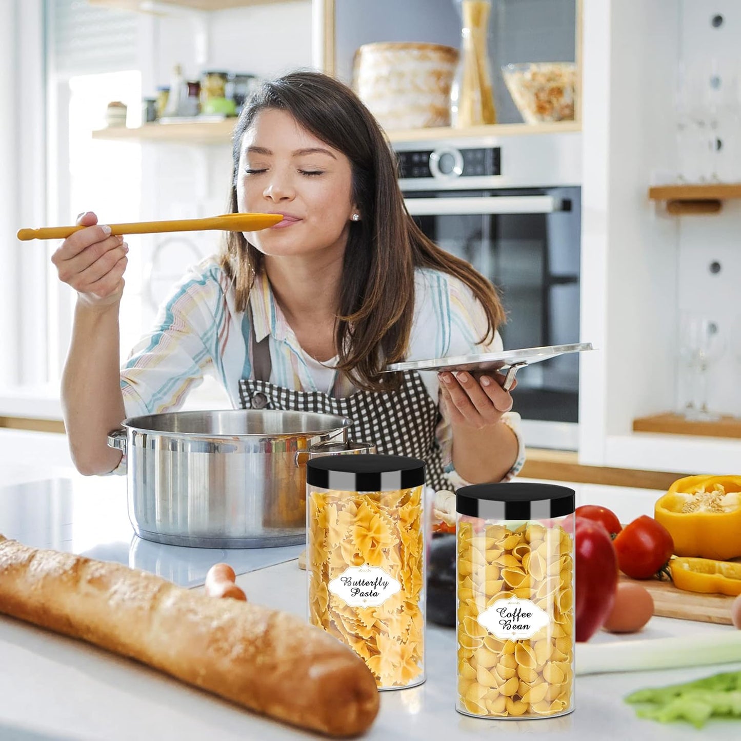 Plastic Jars with Lids, 16 Pcs 32 OZ Large Plastic Storage Jars with Black Leakproof Lids Cylinder Plastic Storage Container Jar Reusable Clear Empty Jars for Home and Kitchen Organizing