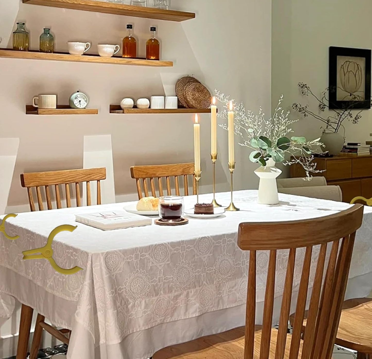 Plastic Clothes Pins Spring Clips Heavy Duty Laundry Clothespins Beach Towel Clips Clothes Pins Air-Drying Clothing Pin ,Set of 8 (Yellow)