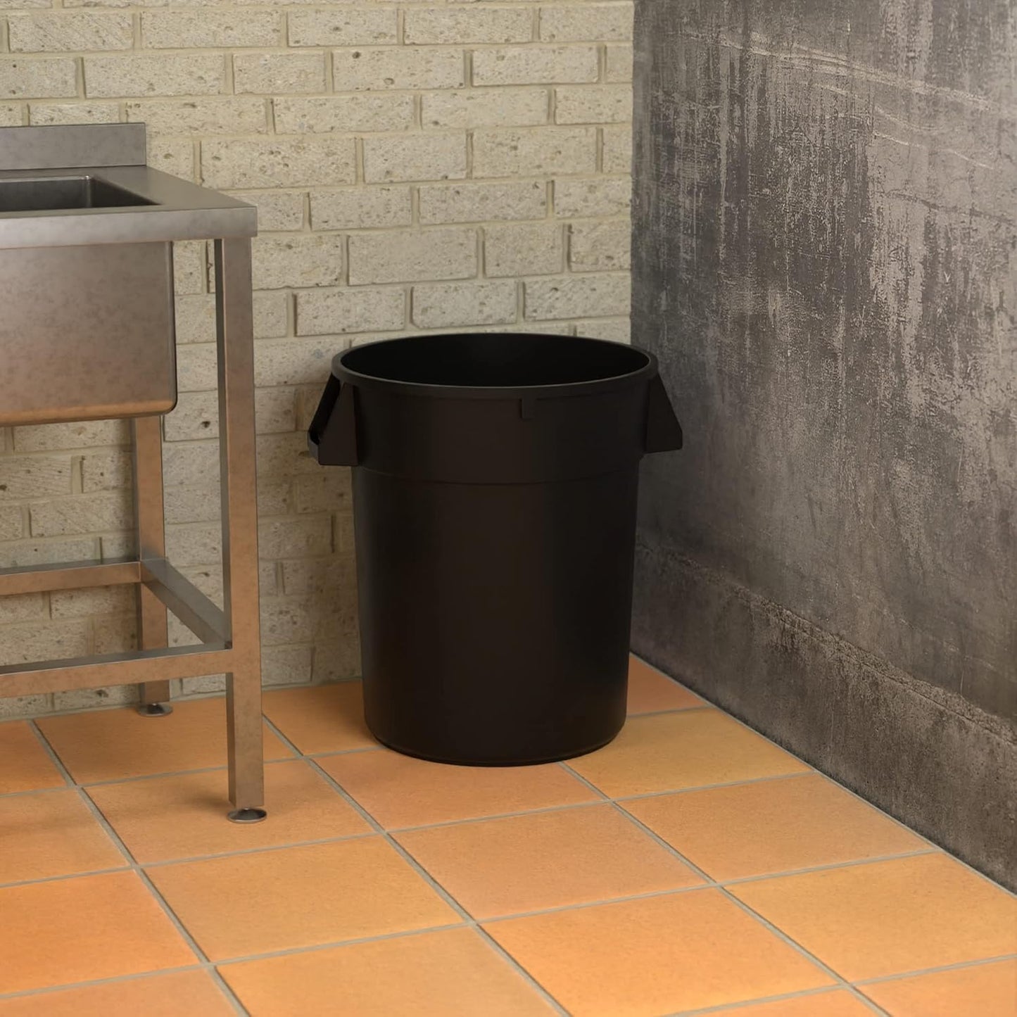 32 Gallon Black Round Commercial Trash Can