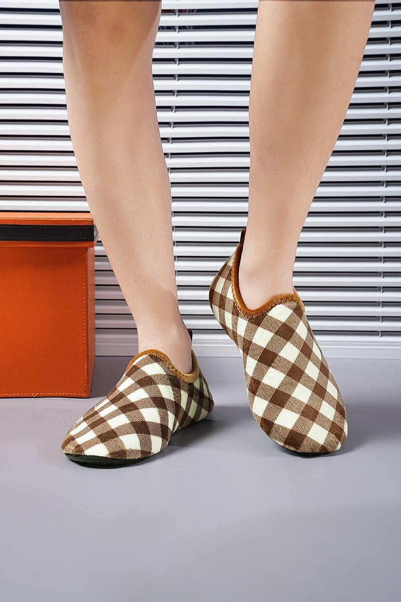 QZKDM Lightweight Slip on Grip Indoor House Slippers Barefoot Non Slip Home Exercise Yoga Shoes for Men Women