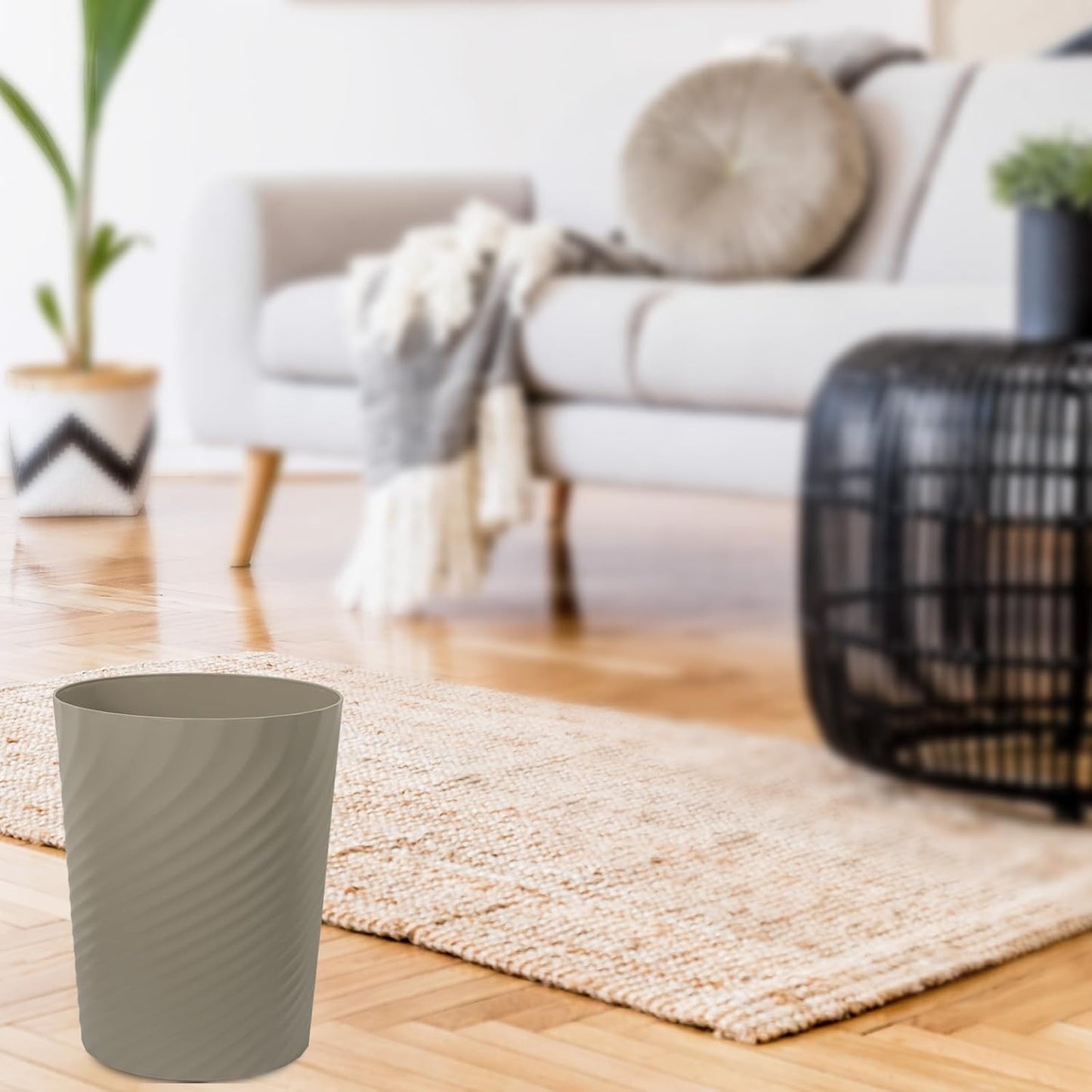 UUJOLY Plastic Small Trash Can Wastebasket, Garbage Container Basket for Bathrooms, Laundry Room, Kitchens, Offices, Kids Rooms, Dorms, (Khaki, 1.8 Gallon)