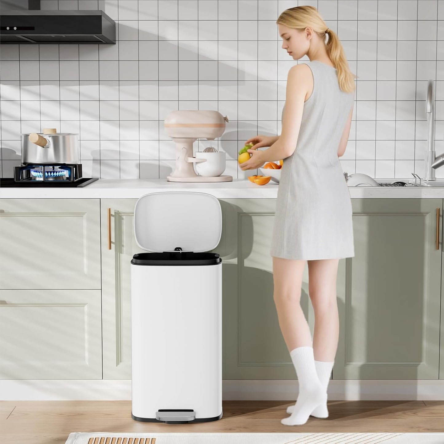 Arlopu13.2 Gallon Step Trash Can, Stainless Steel Garbage Bin, Soft-Close Rubbish Bin with Removable Plastic Inner Bucket, Fingerprint-Proof, Lid Dustbin, Suit for Kitchen Home (White, 50L)