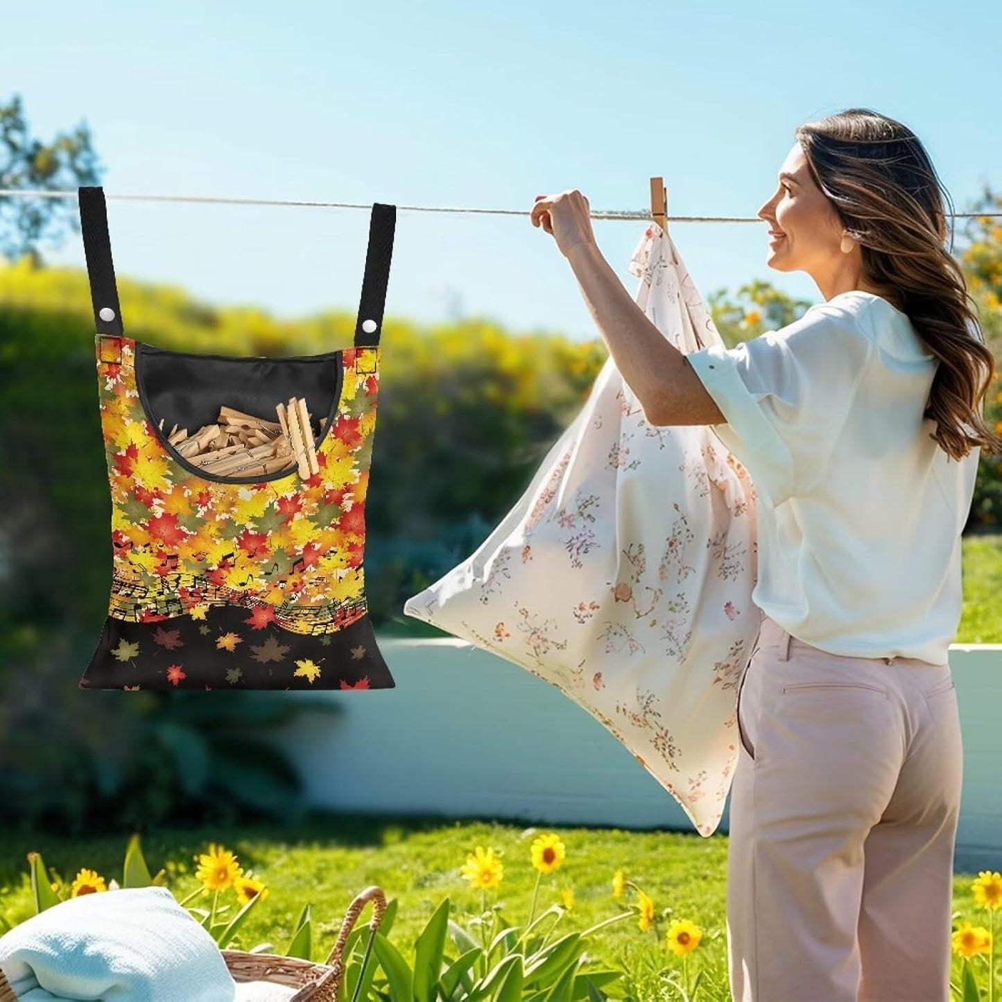 Maple Leaf Handy Laundry Clothespin Bag Holds 100 Medium-Sized Clothes Pins, Music Notes Waterproof Polyester Material, 2 Ropes for Hanging and Effortlessly Sliding on Clothesline