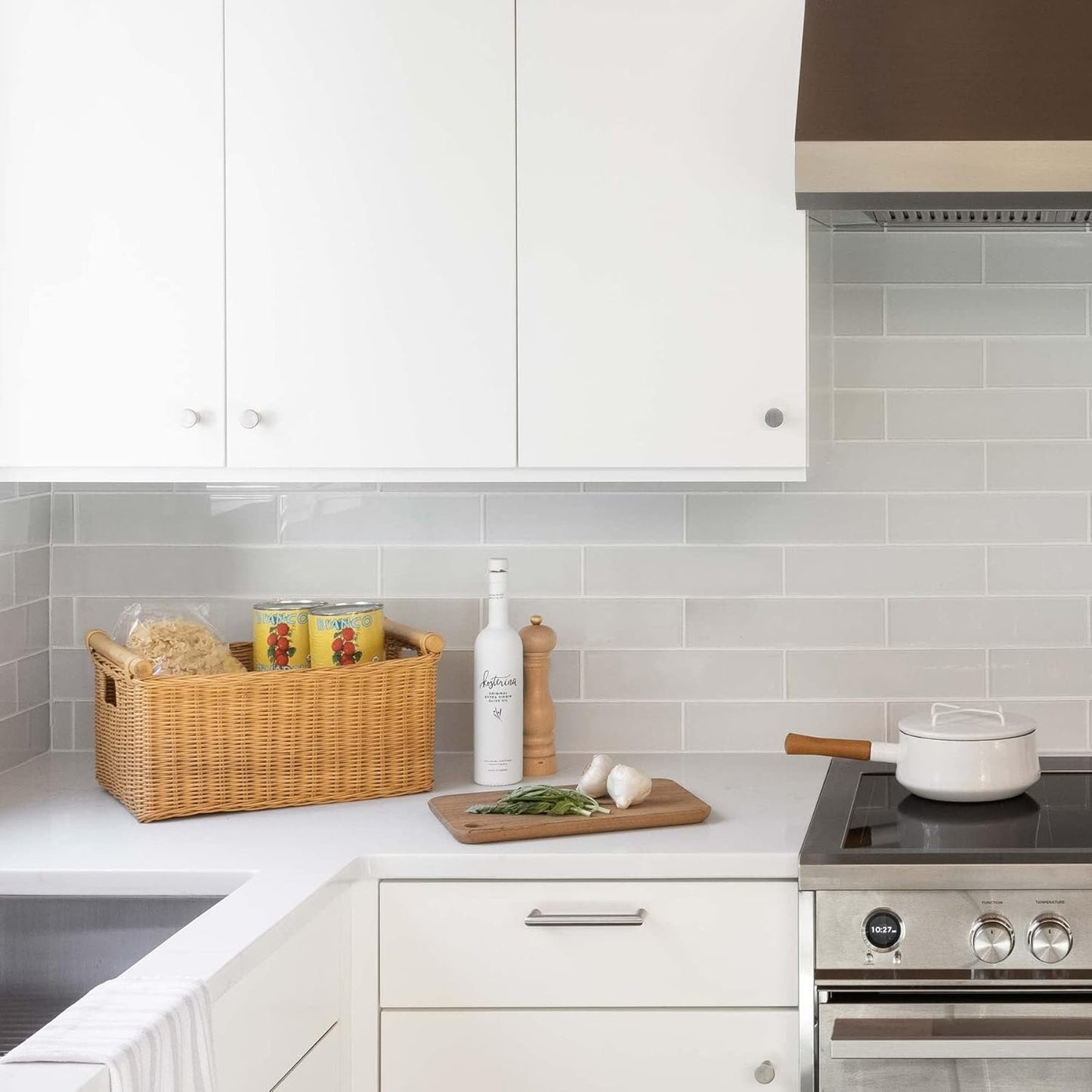 The Basket Lady Pole Handle Wicker Storage Basket, Small, 14 in L x 10 in W x 7.5 in H, Sandstone