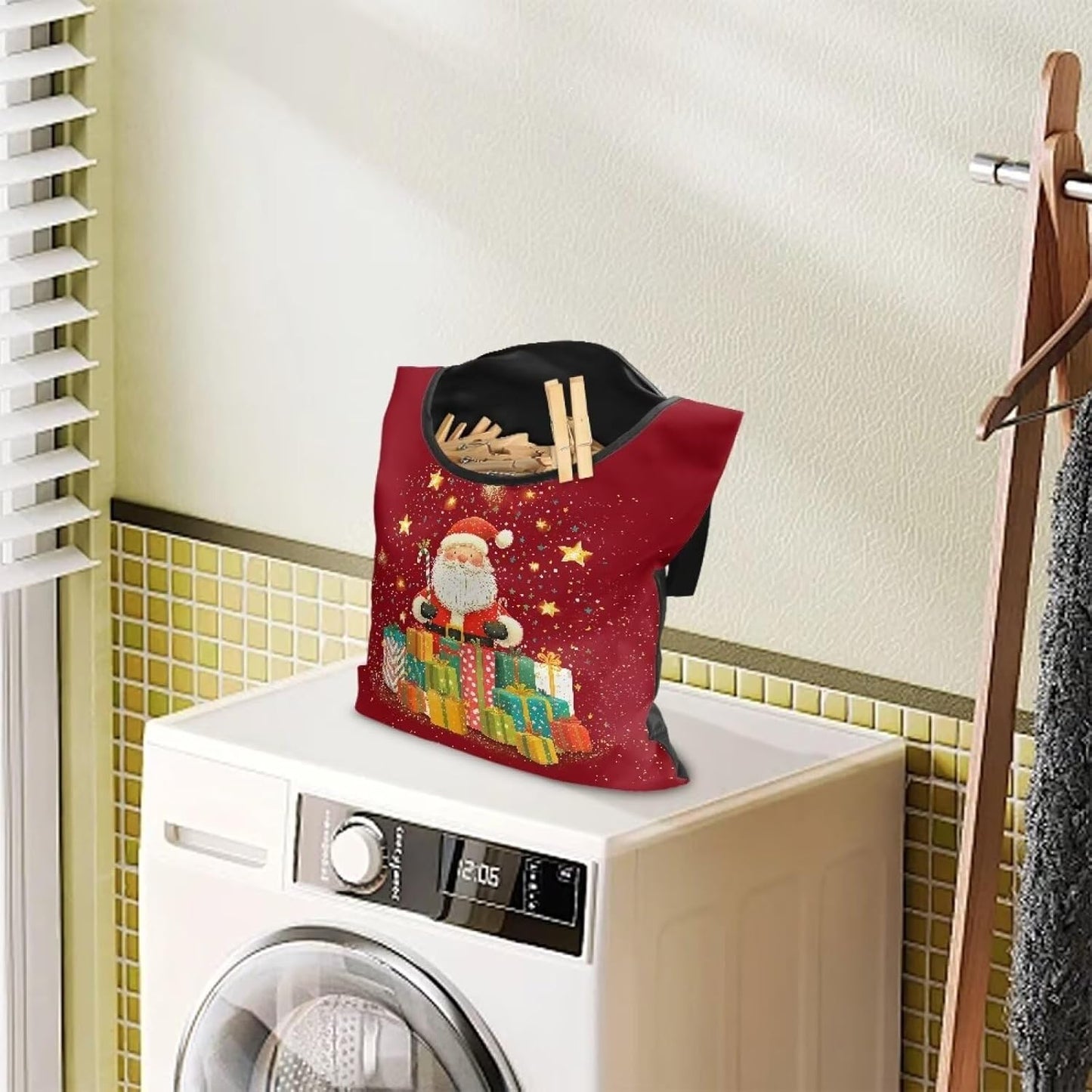 Christmas Santa Claus Clothespin Organizer Bag Shell Beach Clothespin Bags with Hanging Hook Waterproof Clothes Pin Storage Organizer with Large Opening Clothespin Bag