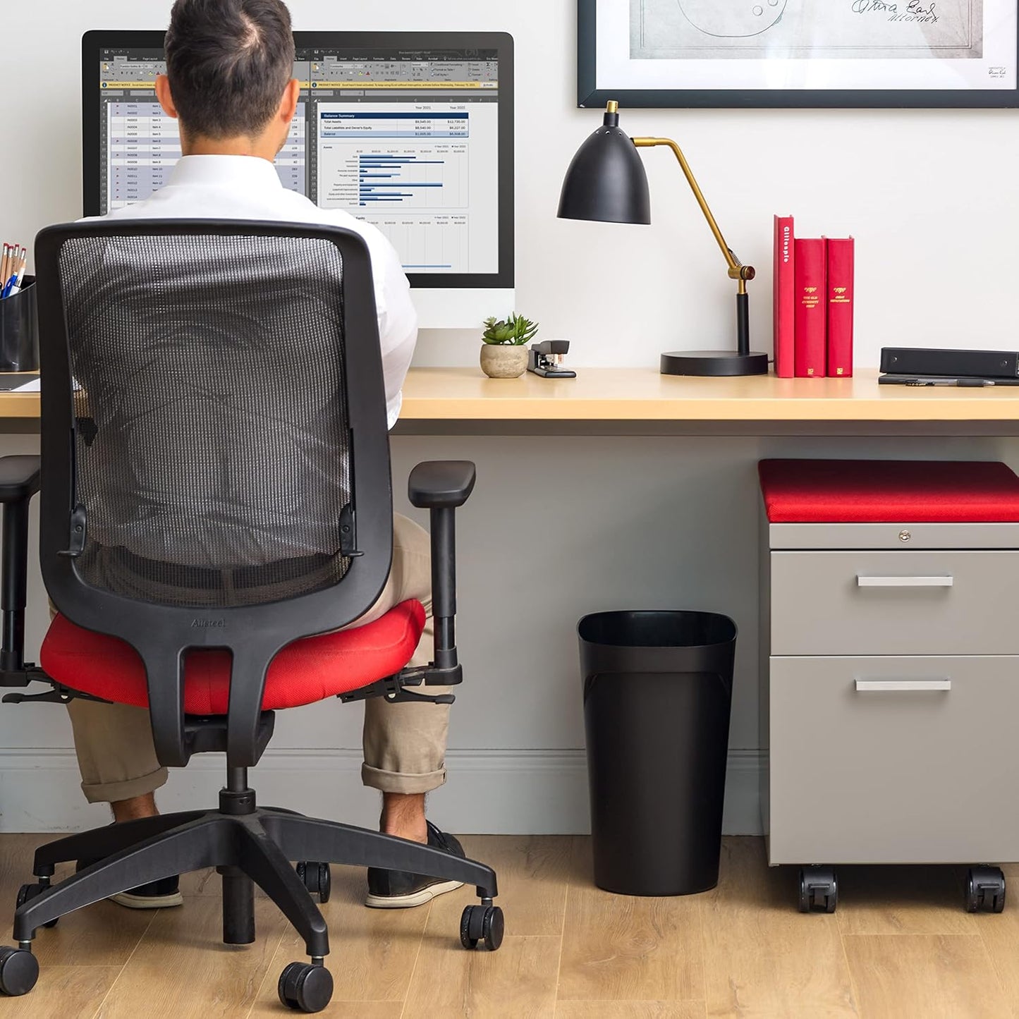 IRIS USA Small Trash Can Wastebasket with Handle, 6 Gallon / 24 Quart, 3-Pack, for Bathroom, Office, Bedroom, Under Sink, Kitchen, Garbage - Black