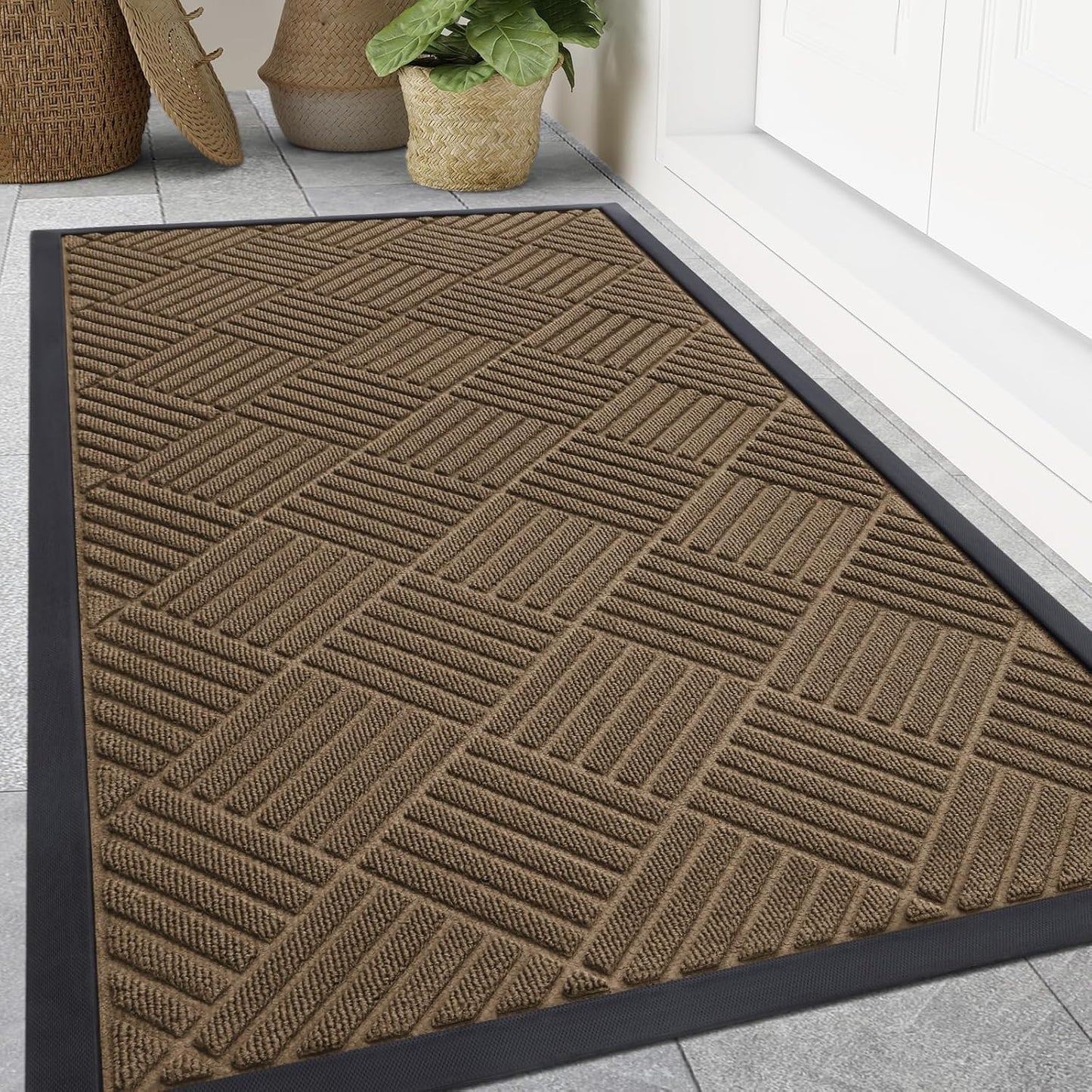 Smiry Front Door Mat Outside Entrance, Heavy Duty Outdoor Indoor Natural Rubber Doormat, Non Slip, Trap Dirt and Moisture, Easy Clean, Low Profile Patio Porch Entryway Mat, 47x32, Brown
