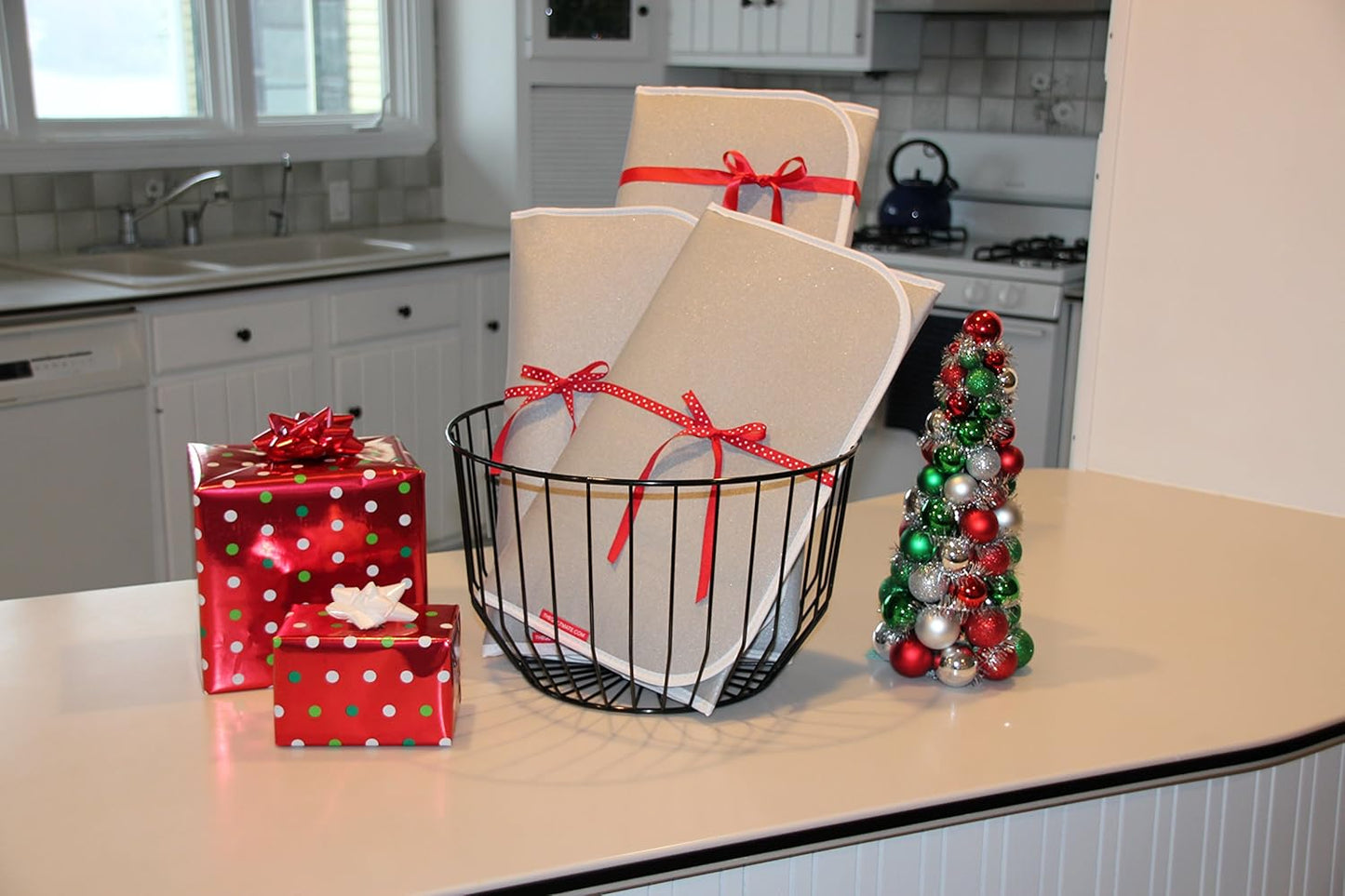 TheQuiltMate - Premium Ironing Pad, Designed Especially for Quilters and Crafters, Classic, Silver, 14 in x 17 in