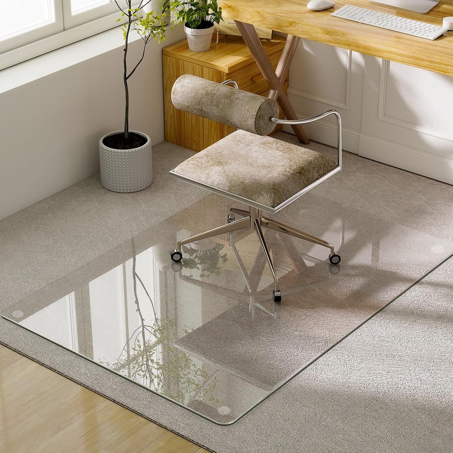 GLSLAND 47"x32" Tempered Glass Chair Mat Heavy-Duty Floor Protector for Carpet & Hard Floors Scratch-Resistant Office Computer Desk Mats Clear